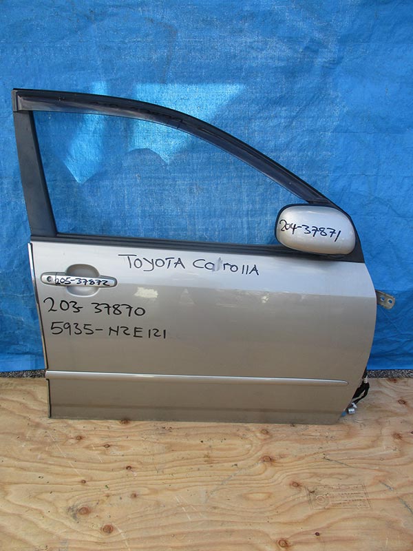 Used Toyota Corolla OUTER DOOR HANDLE FRONT RIGHT